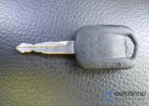 2003 Mercury Marauder из США, поврежденный, VIN 2MEHM75V63X621185